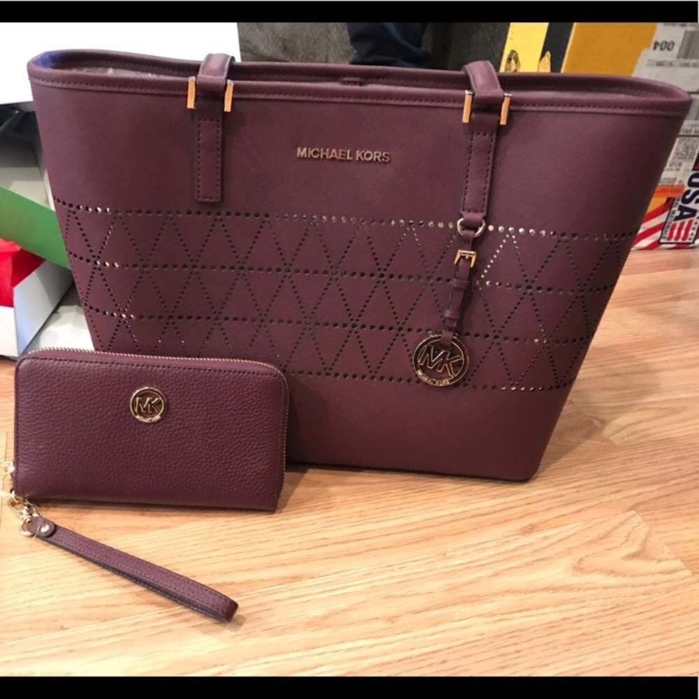 Michael Kors purse and wallet